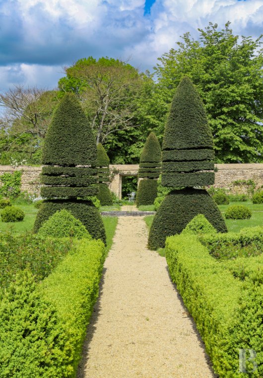 A 15th century manor and its remarkable garden west of Le Mans in Sarthe - photo  n°7